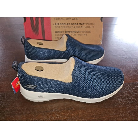 Skechers Women's Go Walk Joy Vela Hands Free Slip-ins Blue Sneaker 8.5 Wide NIB - Picture 2 of 9